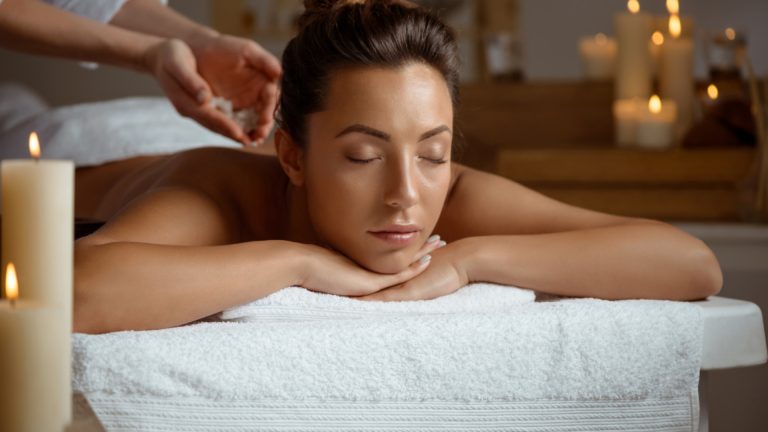 Quels soins découvrir au Spa Deep Nature by Clarins à marseille ?